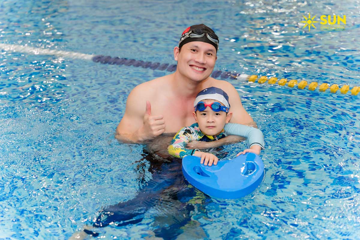 5 lý do nên cho trẻ học bơi càng sớm càng tốt